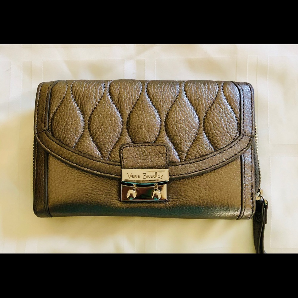 NWOT Vera Bradley leather Ultimate Wristlet